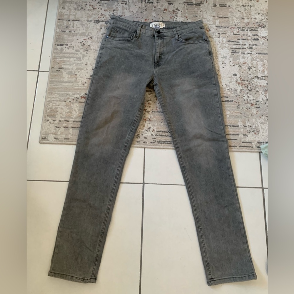 Men’s Gray Denim Jeans